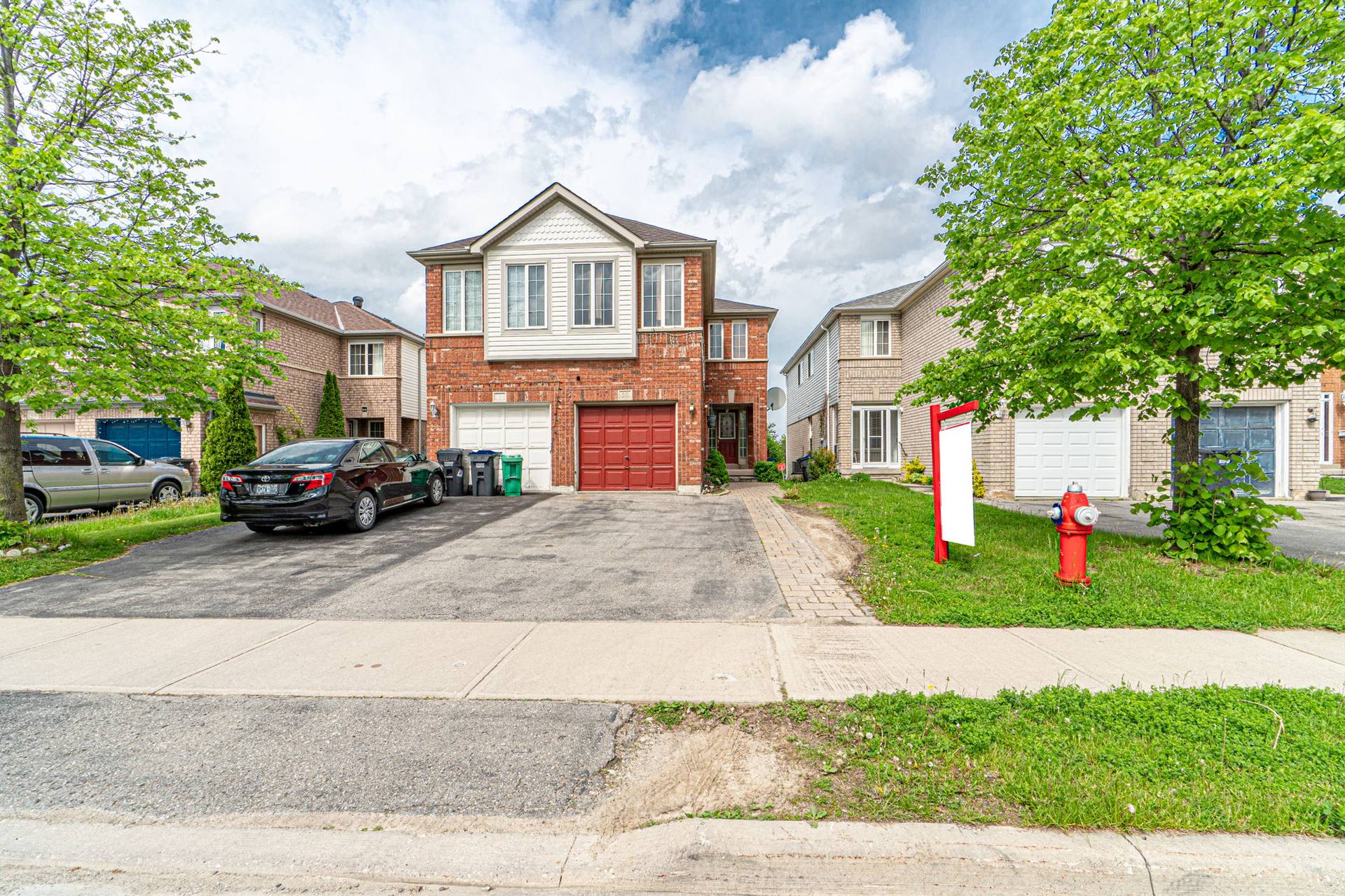 50 Bunchberry Way, Brampton, ON L6R 2E8 Ultraflick Media Productions