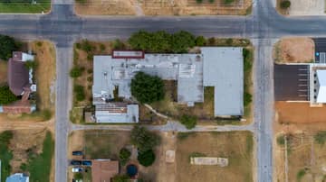320 S Ash St, Pearsall, TX 78061, US Photo 19