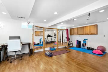 644 sq ft Basement Yoga Studio